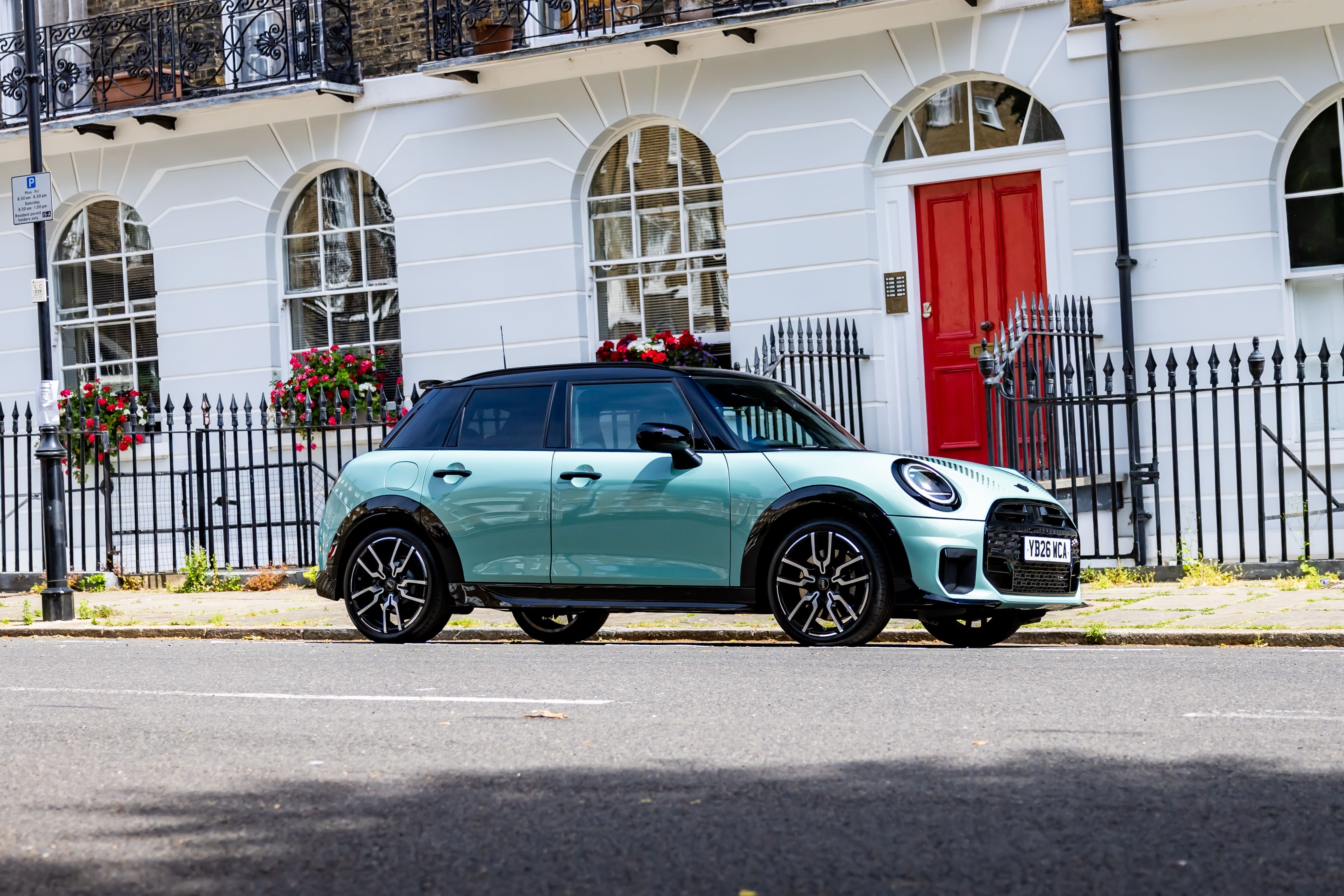 MINI Cooper 5-Door